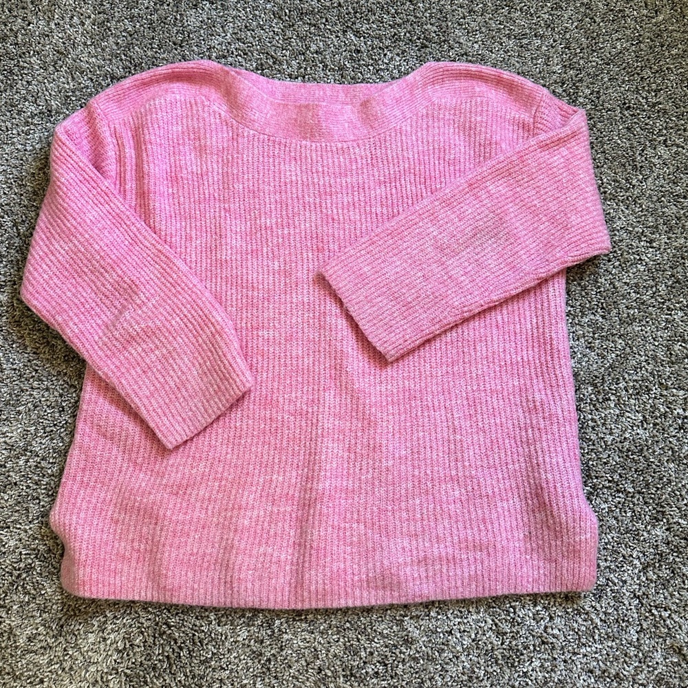 Leith sweater.  Gently worn, pink size large.